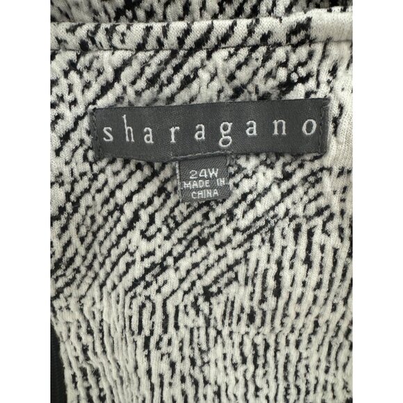 Sharangano Black & White Textured Knit Shift Dress Bell Sleeves Size 24W 3X Plus - Picture 6 of 8